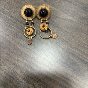 Elegant Black and Gold Dangle Earrings